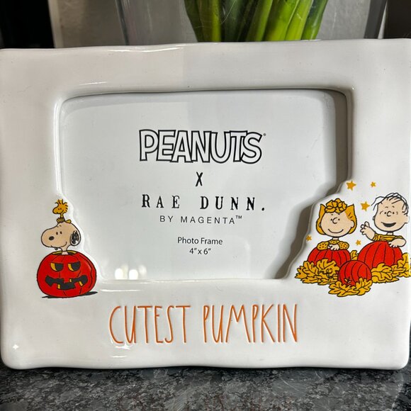 Rae Dunn "Cutest Pumpkin" Peanuts Hollowen Picture Frame (4X6) New - Picture 1 of 2